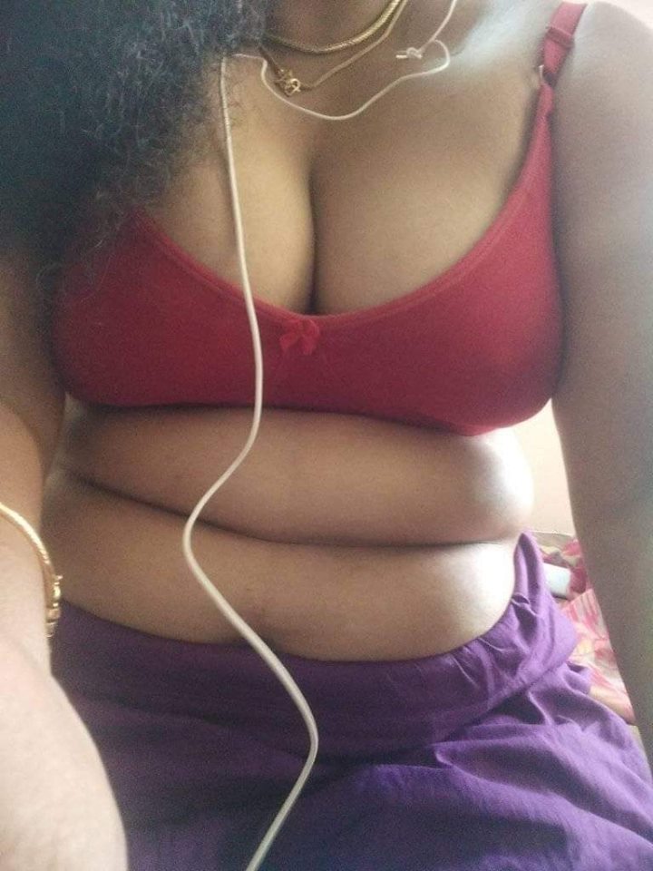 Hot Desi Girl Pics Hot Desi Girl Pics