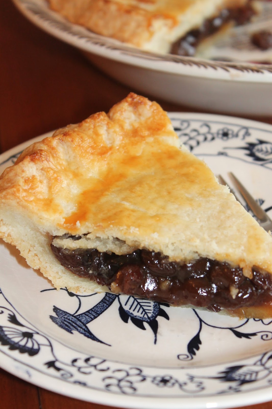 Savory Moments Raisin pie