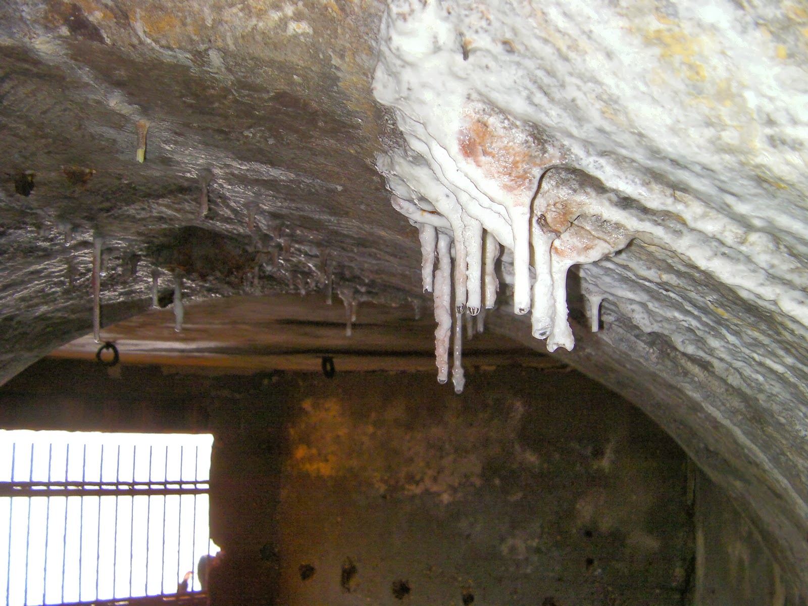 stalactites under limestone walls by round tower portsmouth stalactites on ceiling of sea walls portsmouth harbour defences