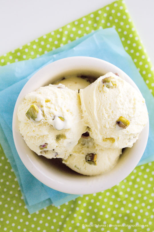 helado de pistacho y cardamomo