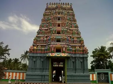 கோவிலுக்குச் சென்று கடவுளை வழிபடுவது ஏன் Why We Should go to Temple