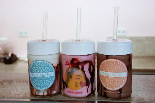 Franquia comemora aumento de vendas de milkshake com copos colecionáveis