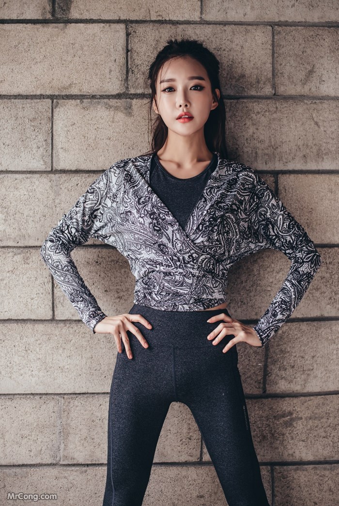 Beautiful Yoon Ae Ji poses glamor in gym fashion photos (56 photos) photo 2-10