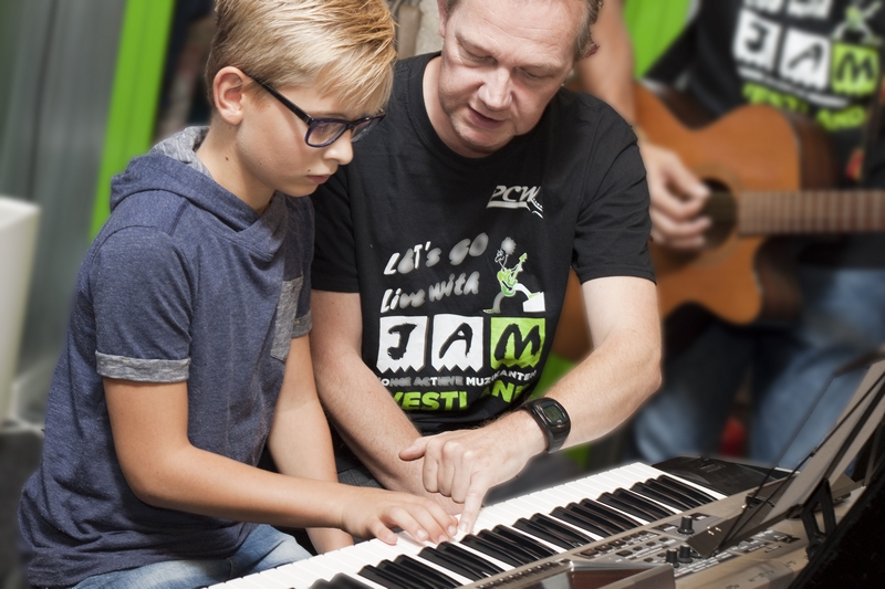 JAM Westland JAMW popmuziek & DJ demonstraties 05092015