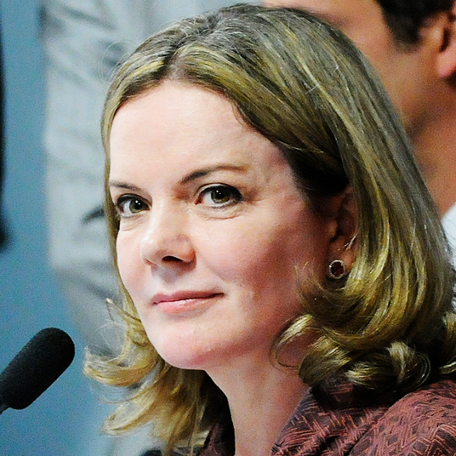 Michell Hilton, Blog MichellHilton, tecnologia, notícias, mercado, mercado financeiro, economia, blog, noticias, noticias de tecnologia