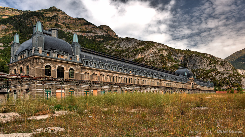 Ferrocarril : Estación Internacional de Canfranc, Spanish Pyrenees