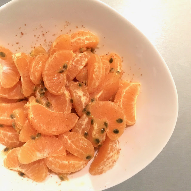 The Sisters' Diary SALADE DE CLEMENTINES ET DE FRUITS DE LA PASSION