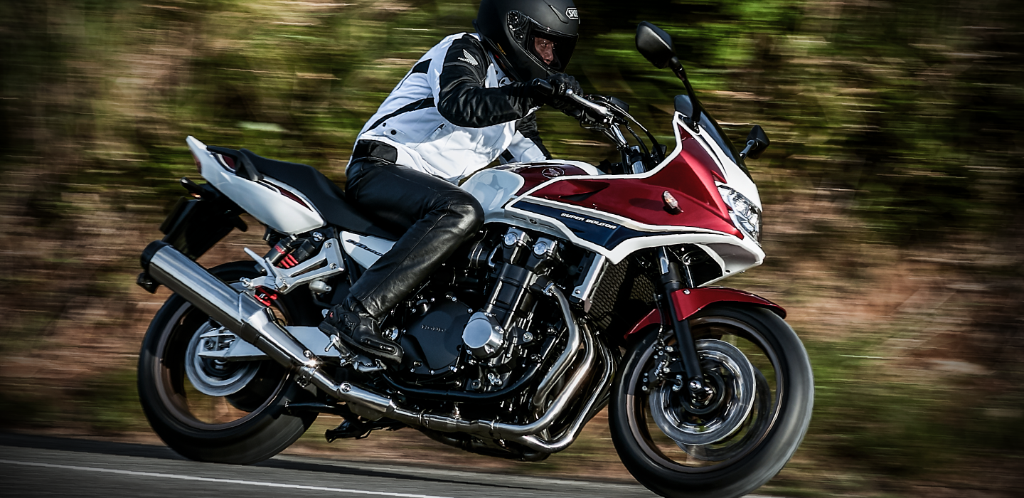 2018 cb1300