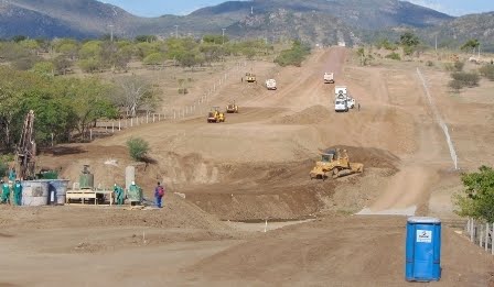 ITIÚBA: PONTE DA FORMOSA COMEÇA A SER RECONSTRUÍDA A TODO VAPOR ITIÚBA: PONTE DA FORMOSA COMEÇA A SER RECONSTRUÍDA A TODO VAPOR