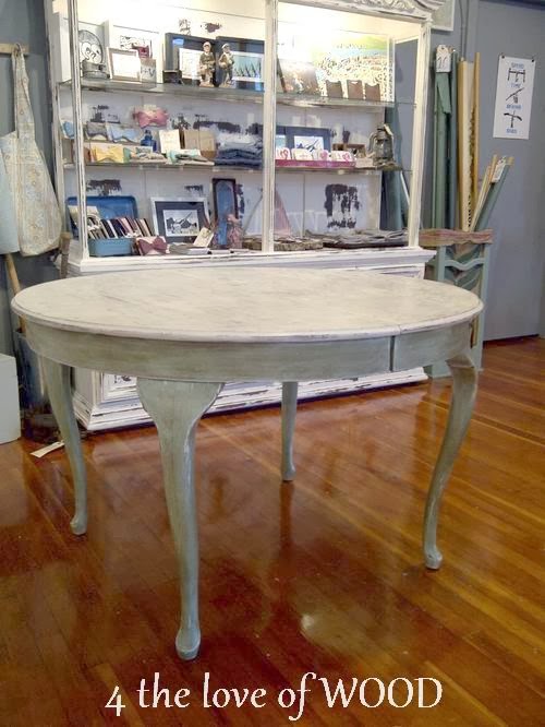 4 the love of wood DARK WAXING A PAINTED DINING TABLE hard wearing