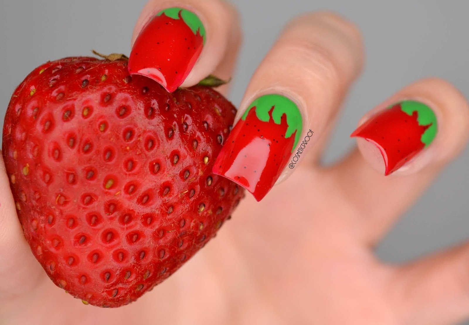 Strawberry Slice Nail Art Tutorial - wide 1
