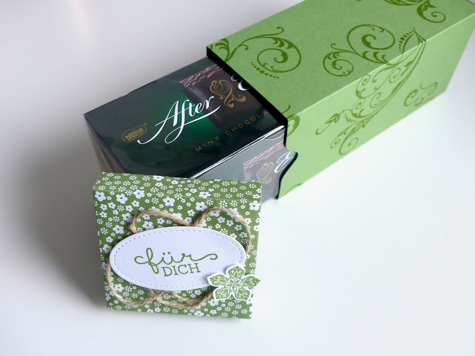 Kreativ mit Juliana: Geschenkbox &amp;quot;After Eight&amp;quot;