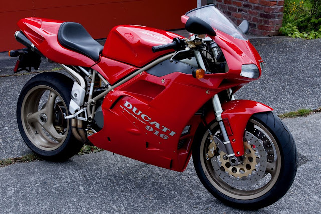 Ducati 916 Ducati 916 1990s Italian motorcycle