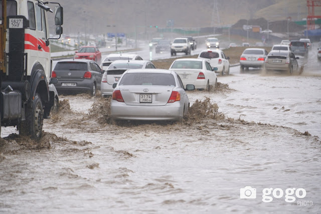 Weather in Mongolia - heavy rain in Ulaanbaatar 