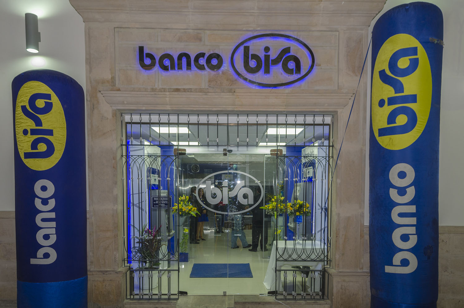 Banco BISA inaugura moderno y ecológico edificio en Potosí FINANZAS Y
