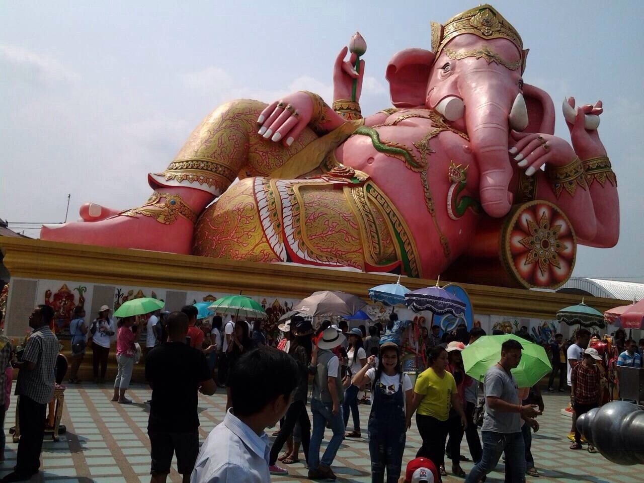 храм муанг боран. самый красивый в королевстве сиам. белый храм чианг рай. музей муанг боран. белый храм чианграй таиланд.