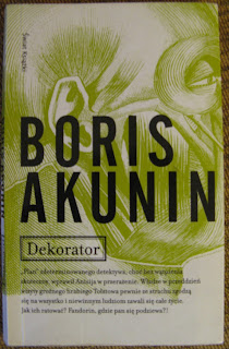 okładka ksiażki Dekorator Boris Akunin