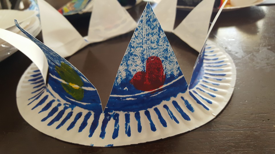 Sweet Silly Sara Paper Plate Crowns