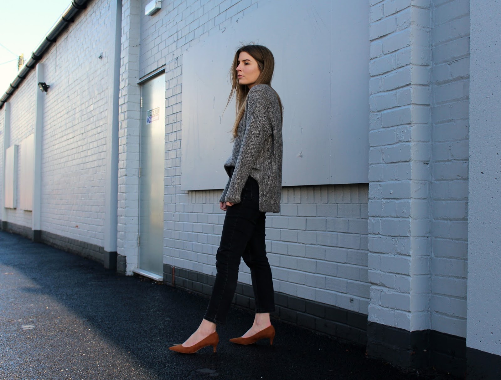 Chunky Knits and Kitten Heels | Style Trunk