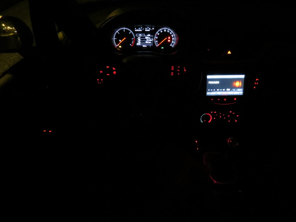 [Resim: Opel%2BCorsa%2B1.3%2BCDTI%2BColor%2BEdit...2%2529.JPG]
