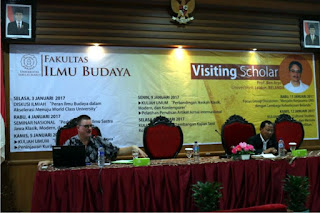 Rangkaian Kuliah Umum Prof. Bernard Arps di Universitas Sebelas Maret