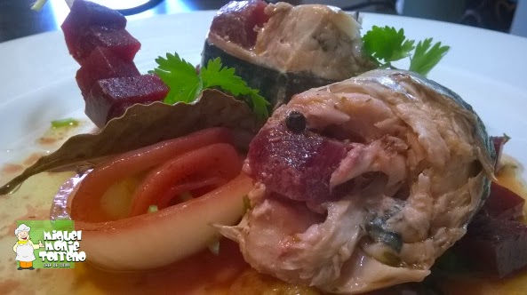 Caballa en Escabeche de Remolacha