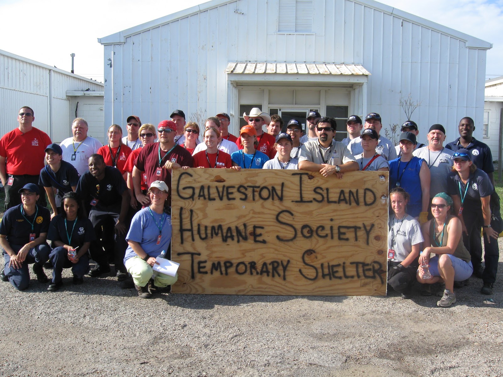 Susie's Reviews Help Support Animal Disaster Preparedness With The