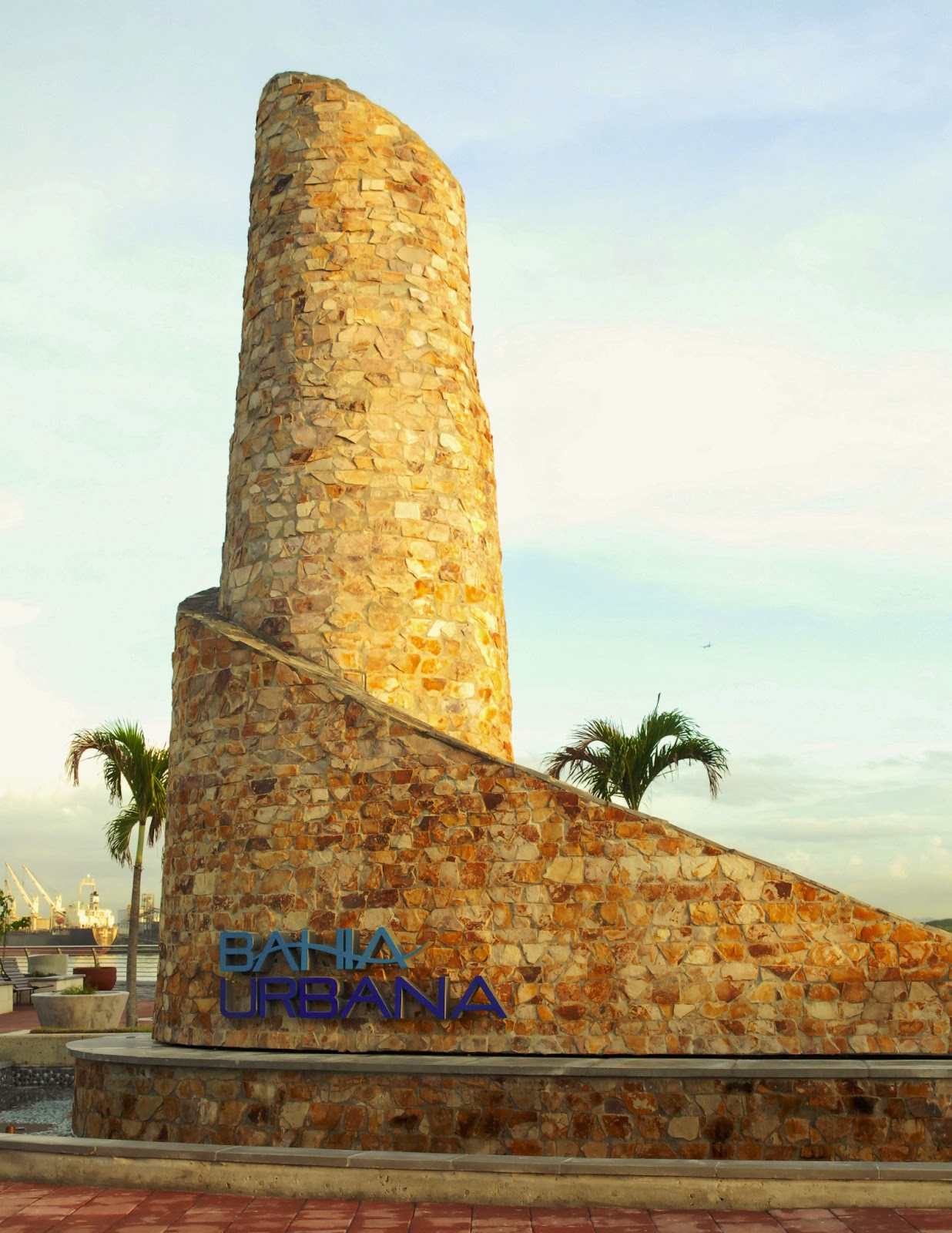 ¡Qué Pasa! Magazine: Bahía Urbana:San Juan’s Grand New Attraction