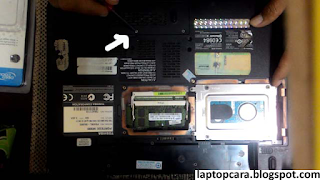 Cara Bongkar Laptop Toshiba