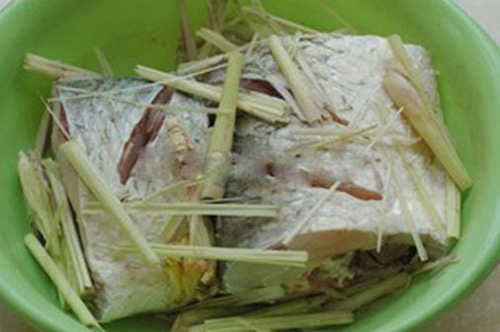 Cách làm món cá hấp bia thơm ngon dịp sum họp cuối tuần Cách làm món cá hấp bia thơm ngon dịp sum họp cuối tuần