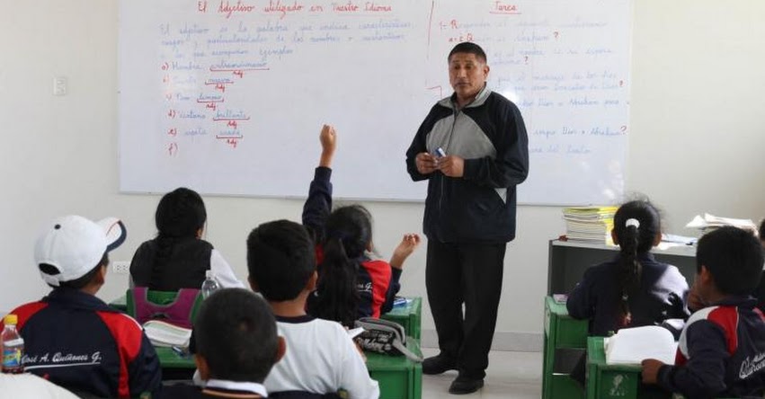 Con más del 50 % de asistencia escolar se reiniciaron las clases en el valle de Tambo, informó el Ministerio de Educación - MINEDU Con más del 50 % de asistencia escolar se reiniciaron las clases en el valle de Tambo, informó el Ministerio de Educación - MINEDU