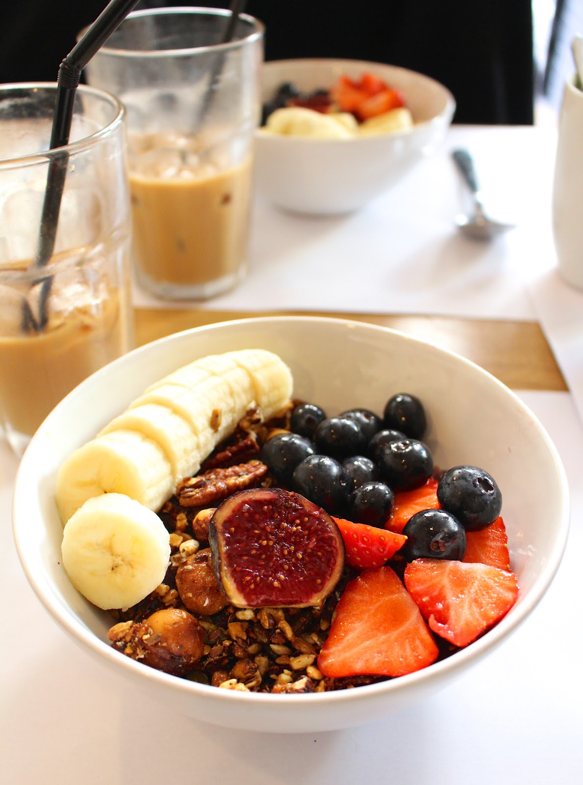 Paperboy | Paris Acai bowl