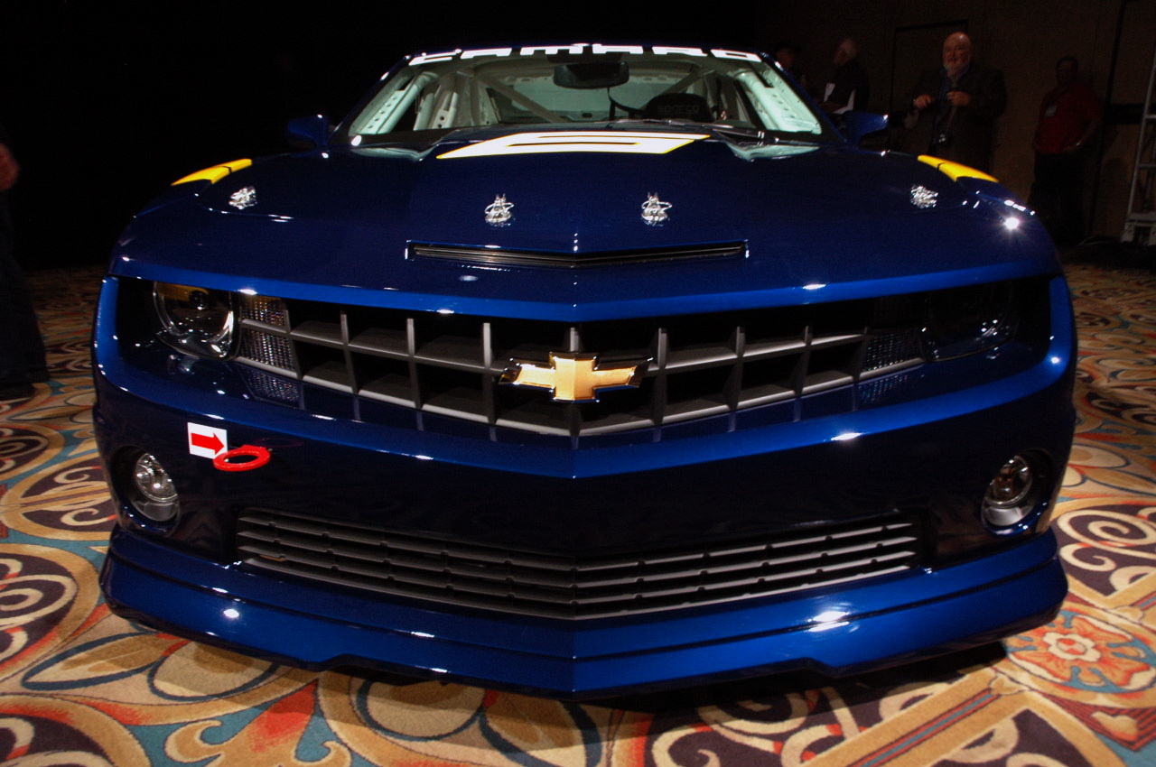 Chevrolet Camaro 2011 синяя