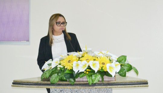 Guamaré: Vereadora denuncia sobre “perseguição”, “funcionário fantasma”, “ex-prefeito recebendo sem trabalhar” e ” irmão de vereador adjunto de secretário, mas trabalha no ceará”