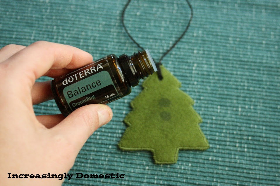 Increasingly Domestic {DIY} Essential Oil Car Diffuser