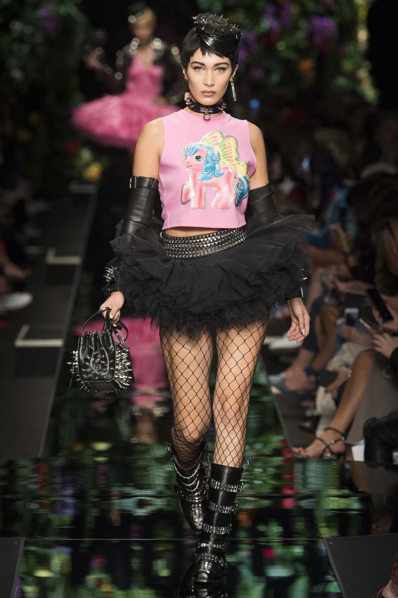 Spleen De Couture: MFW: MOSCHINO S/S 2018 READY TO WEAR COLLECTION