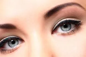 Secretos de maquillaje: Como destacar tus ojos?. 