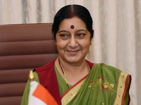‘Send them back to India at our expense’ — Sushma Swaraj helps elderly couple in France; wins Twitterati praises, New Delhi, France, Wife, Embassy, Rajastan, Cancer, National