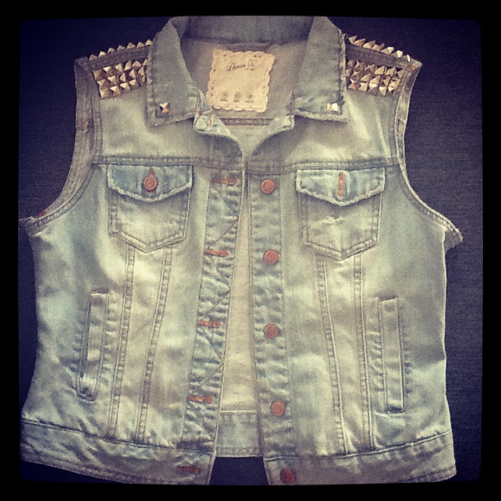 La trattoria de la moda DIY Denim Vest