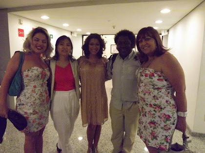 Raquel Tavares e amigas brasileiras.