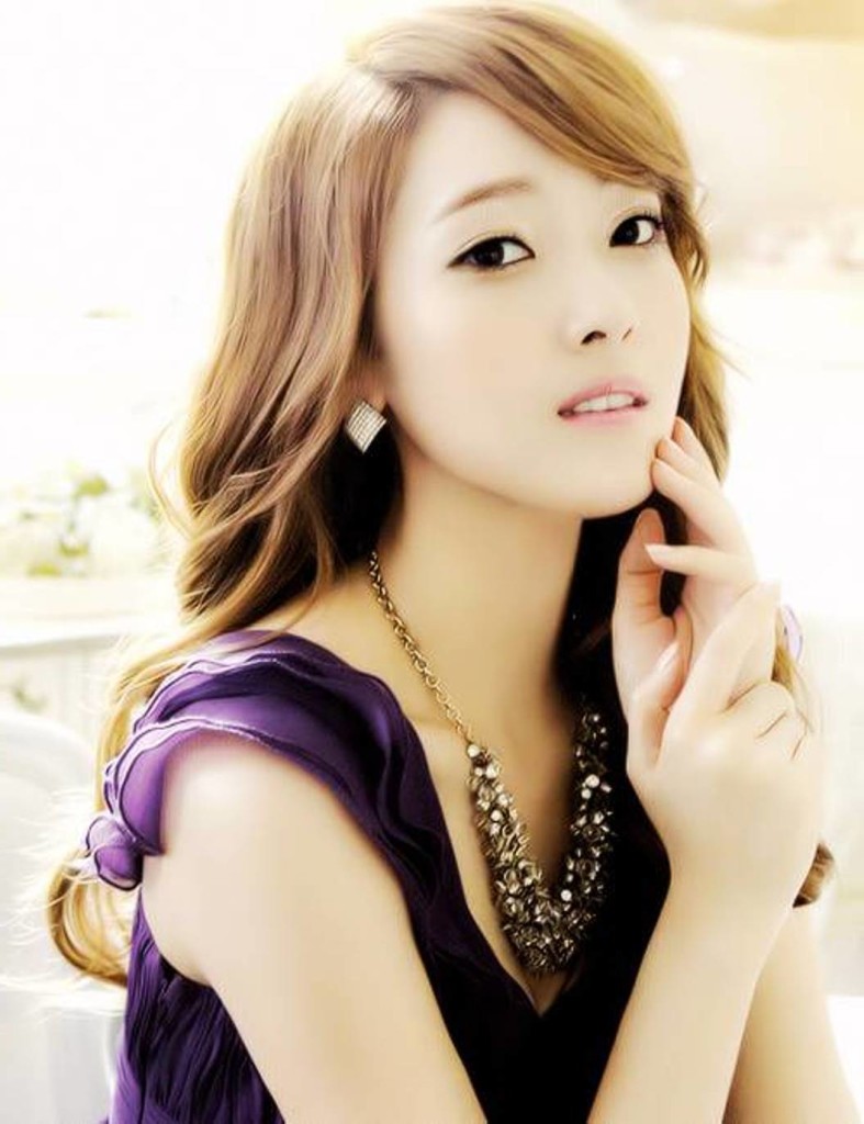 Gaya Model Rambut Wanita Modern Rapunzel