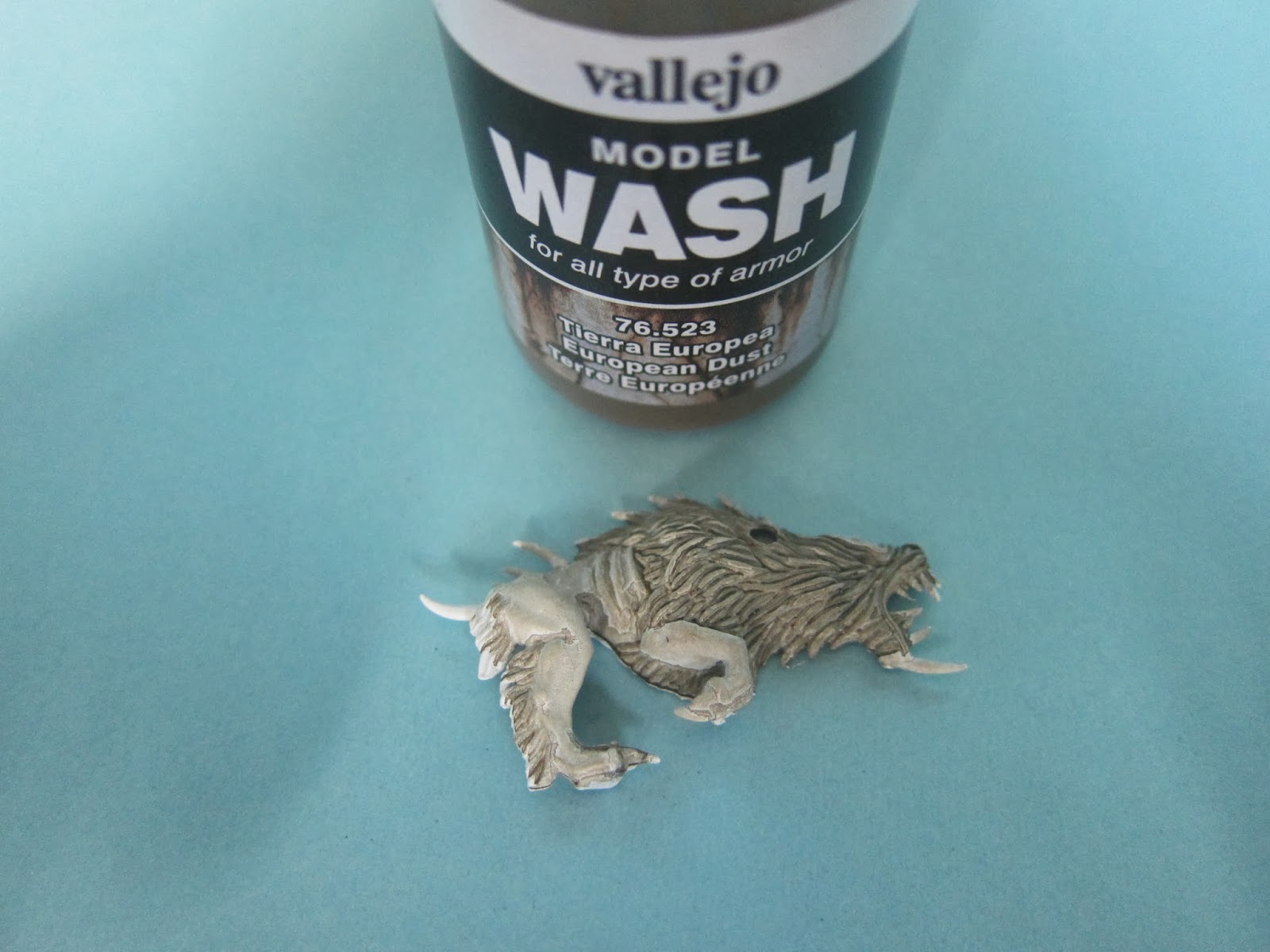 (Product Review) VALLEJO WASHES WOOOOHOOOO!!!! The Juggernaut Paint Box