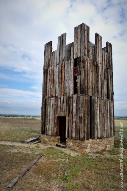 Recreación torre campamento Petavonium