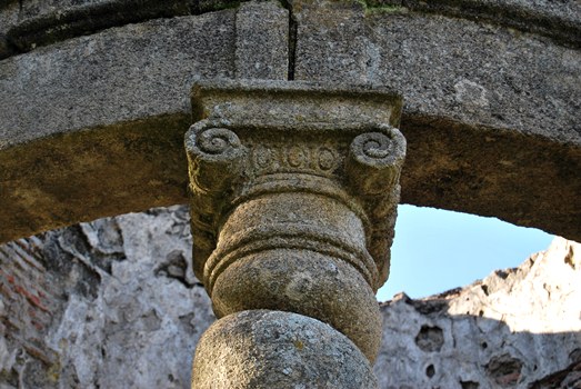 mogadouro (ho mogadoyro) Monóptero de S. Gonçalo