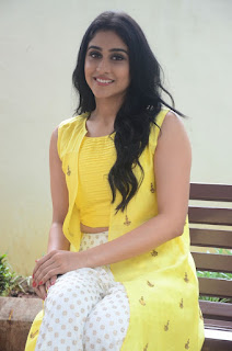 regina at jyo achyutananda success meet regina at jyo achyutananda success meet