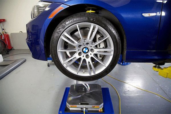 Combien coûte un alignement de voiture Coût d'alignement des pneus
