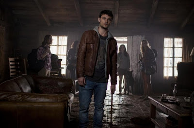 Shiloh Fernandez Evil Dead Remake