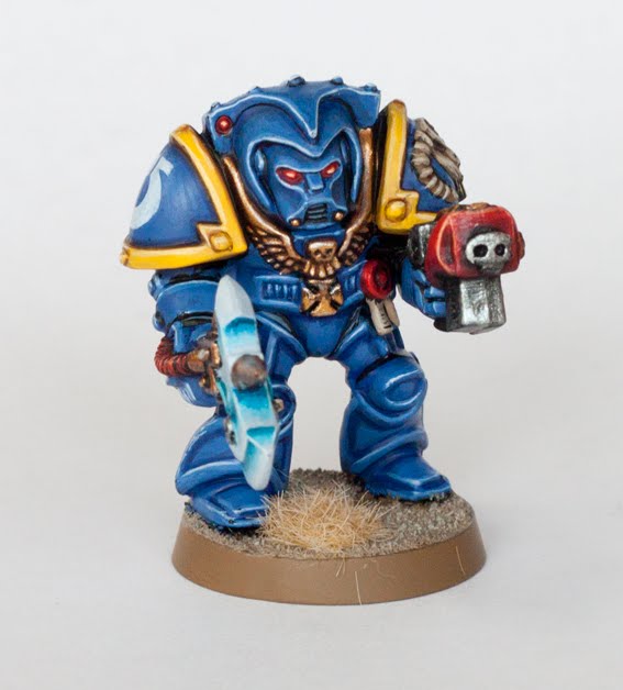 Showcase: Ultramarine Terminator Librarian - Tale of Painters