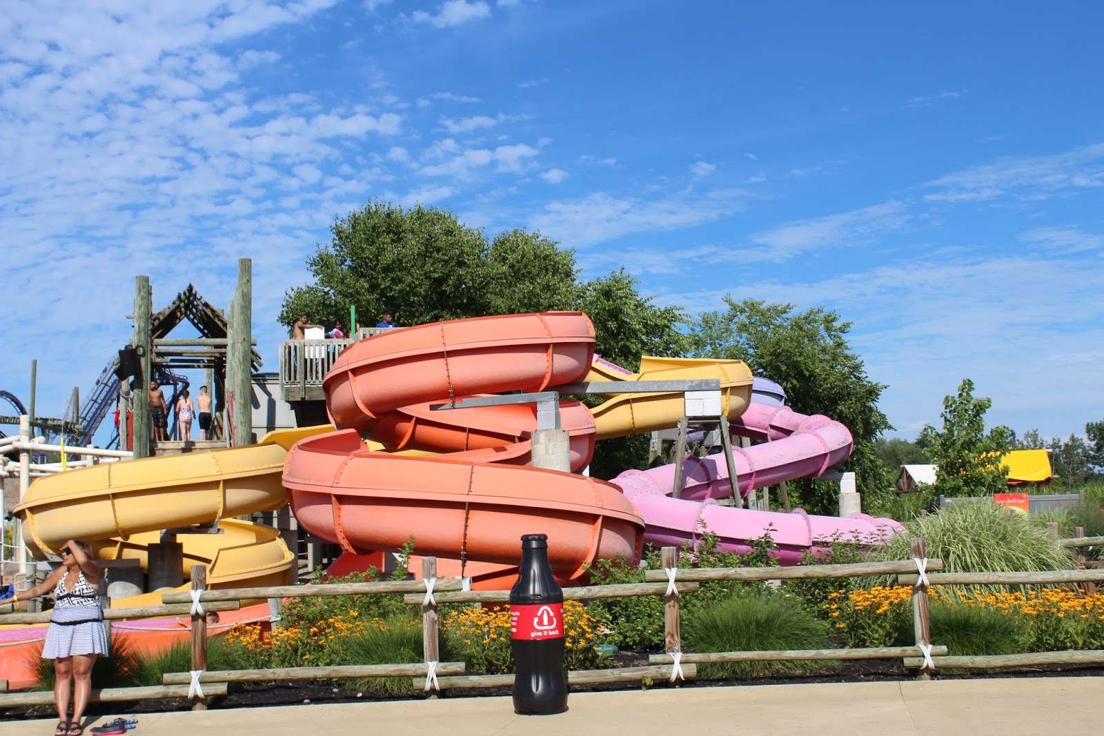 Evan and Lauren's Cool Blog 8/5/17 Thrilling It Up at Six Flags New England