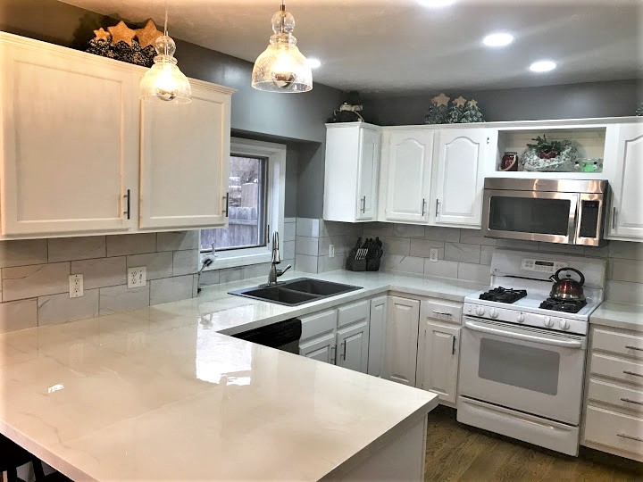 DIY Is My Happy Place Faux Marble Backsplash